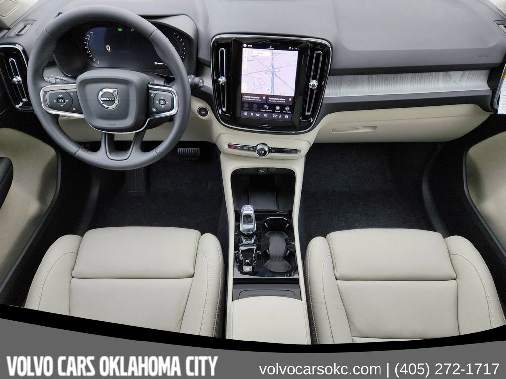 2026 Volvo XC40 Plus - Photo 26