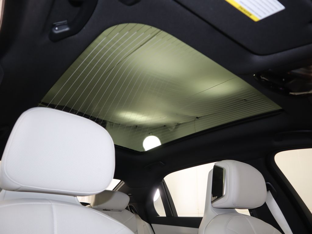 Thumbnail: 2026 BMW i7 - 19