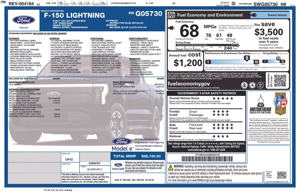 Certified Used 2025 Blue Ford XLT image 2