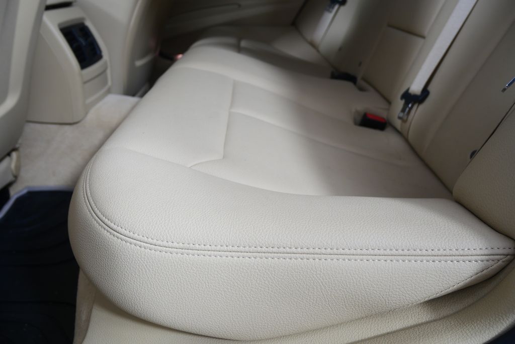 2015 BMW 3 Series 320i 14