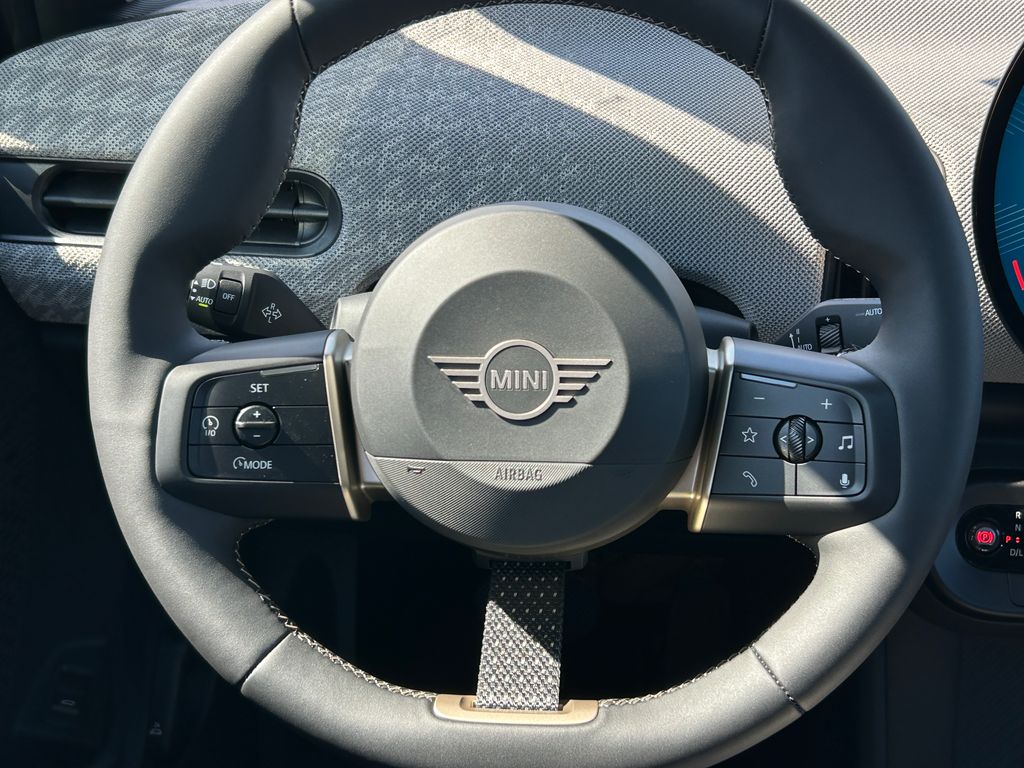 Thumbnail: 2026 MINI Cooper - 18