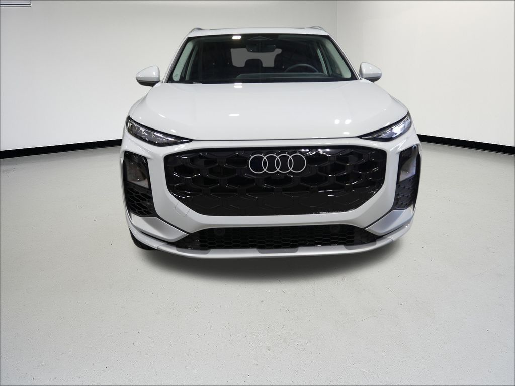 Thumbnail: 2026 Audi Q3 - 8