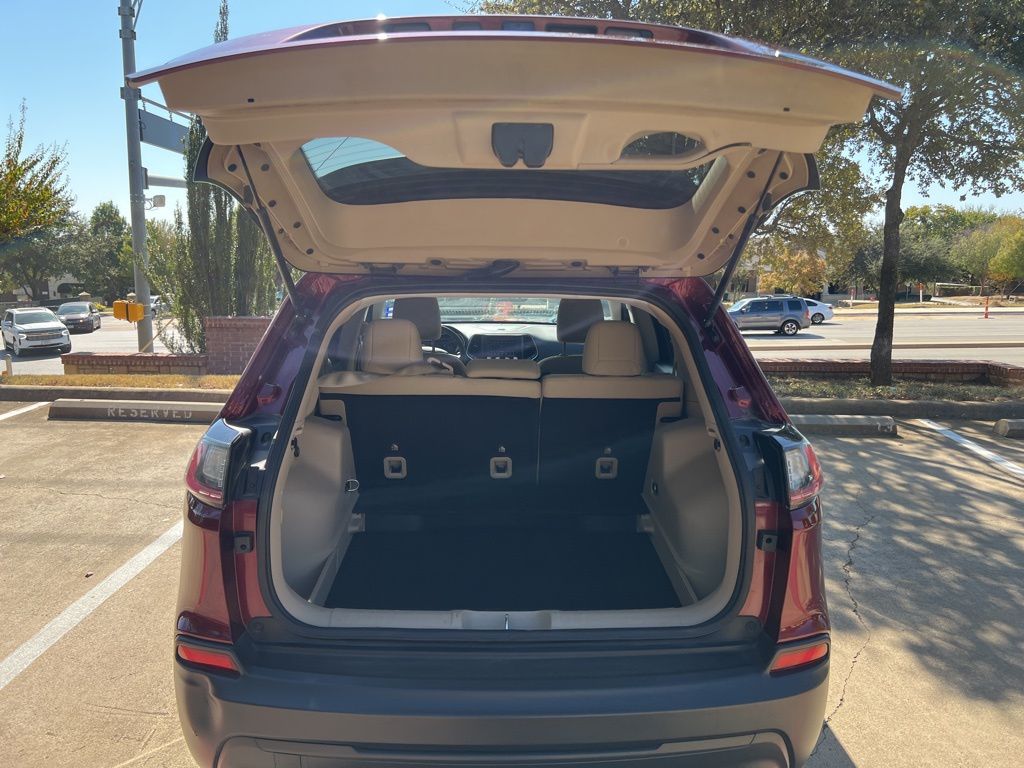 2019 Jeep Cherokee Latitude 22