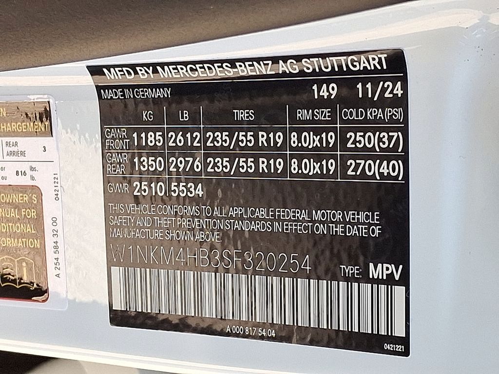 Thumbnail: 2025 Mercedes-Benz GLC - 18