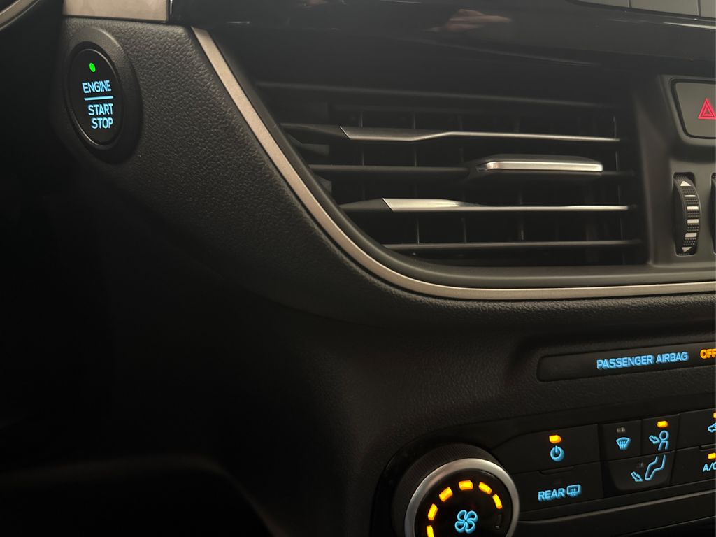 2022 Ford Escape SE - Photo 32