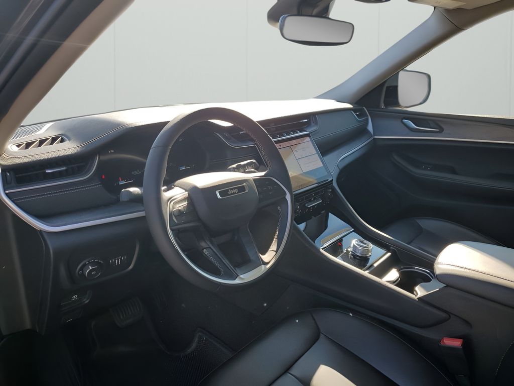 Used Car 2024 Jeep Grand Cherokee  Limited For Sale Under $35,000 In Austin, Texas