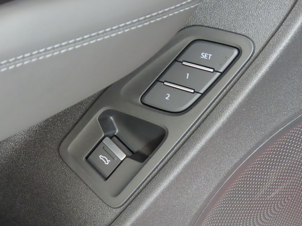 Thumbnail: 2026 Audi Q3 - 32