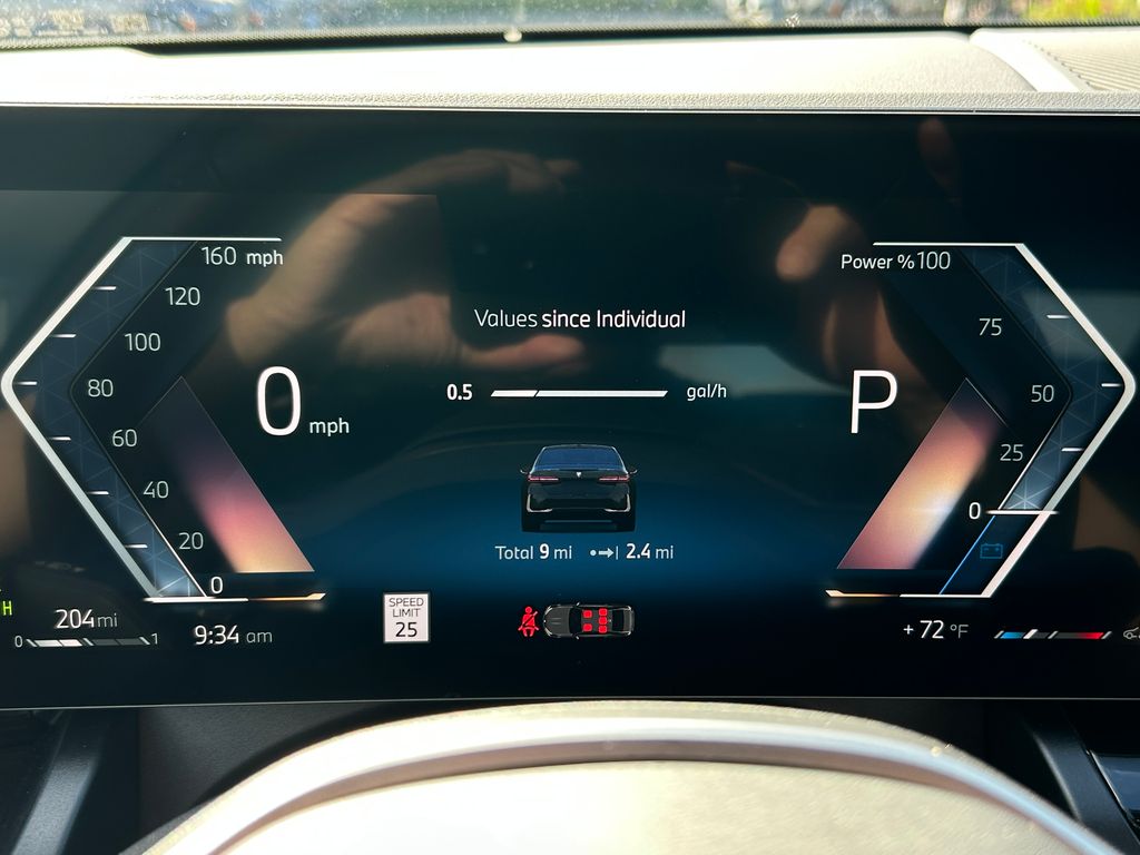 Thumbnail: 2026 BMW 5 Series - 21