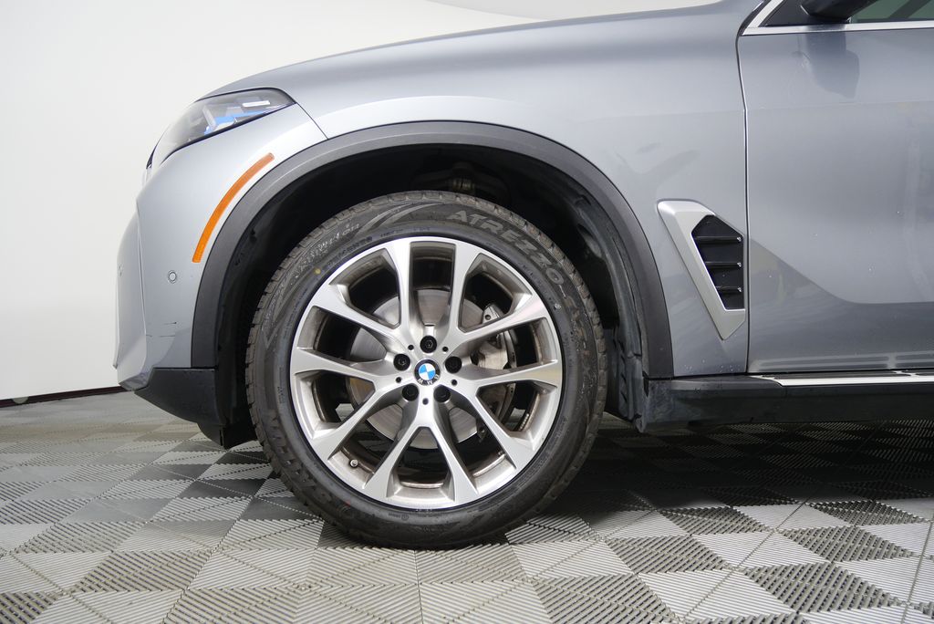 Thumbnail: 2024 BMW X5 - 7