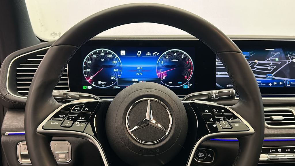 2025 Mercedes-Benz GLS 450 4MATIC 13