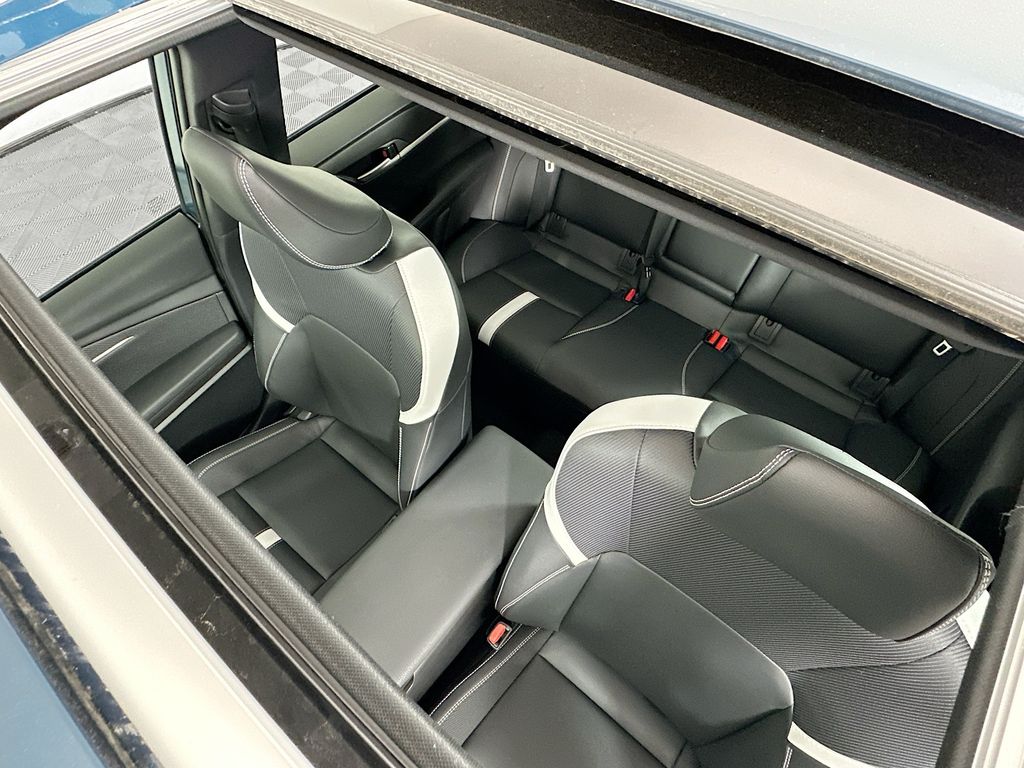 Thumbnail: 2025 Toyota Camry - 21