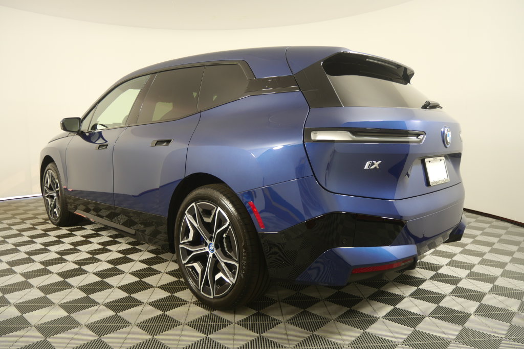 Thumbnail: 2024 BMW iX - 3