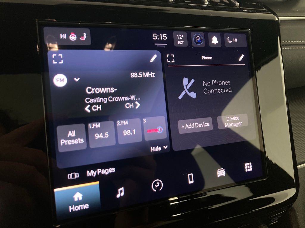 New 2025 Gray Jeep Altitude X image 3