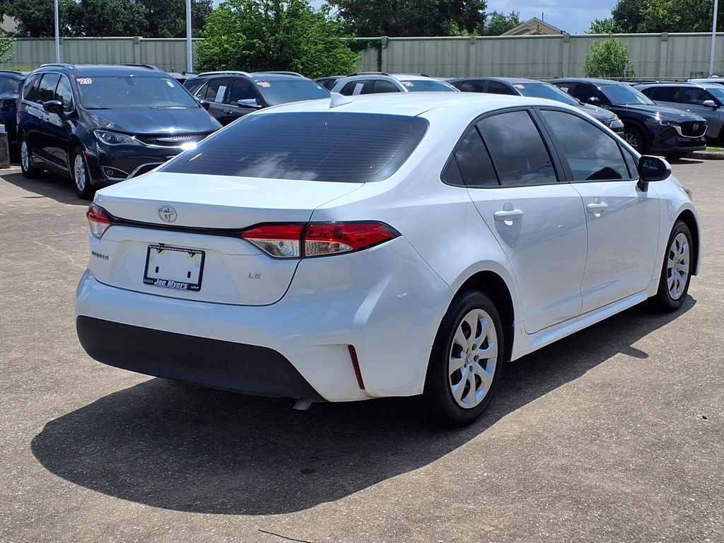2025 Toyota Corolla LE - 3