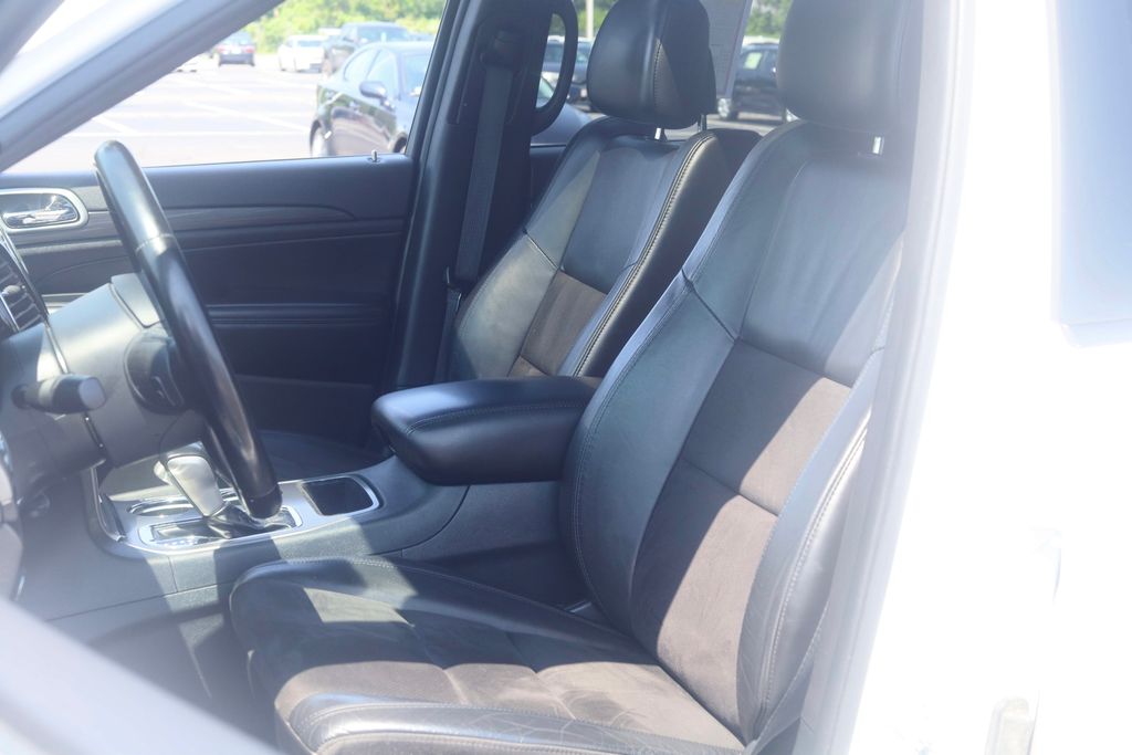 Used 2020 Jeep Grand Cherokee SUV