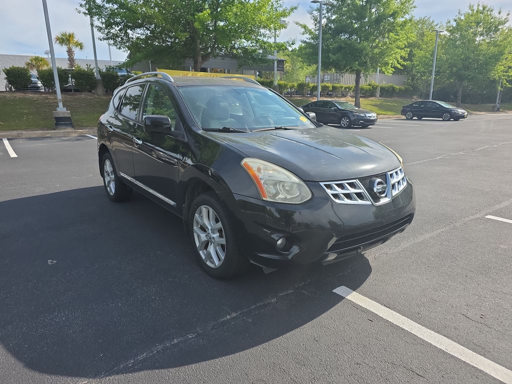 2013 Nissan Rogue SV FWD's photo