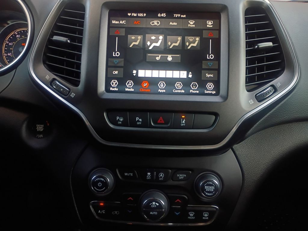 Used Car 2021 Jeep Cherokee  Trailhawk For Sale Under $25,000 In Austin, Texas