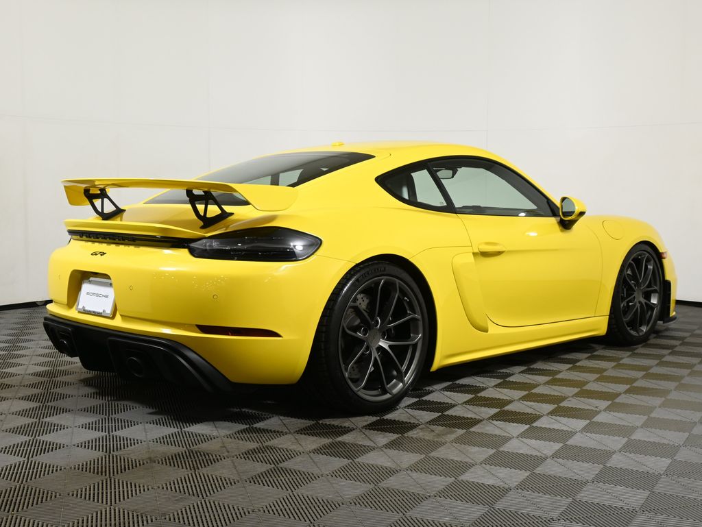 2021 Porsche 718 Cayman GT4 7