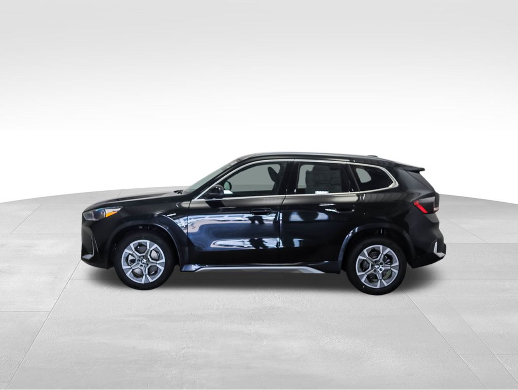 Thumbnail: 2025 BMW X1 - 2