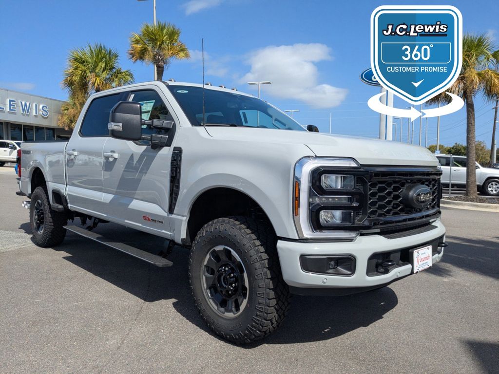 2026 Ford Super Duty F-350 SRW LARIAT