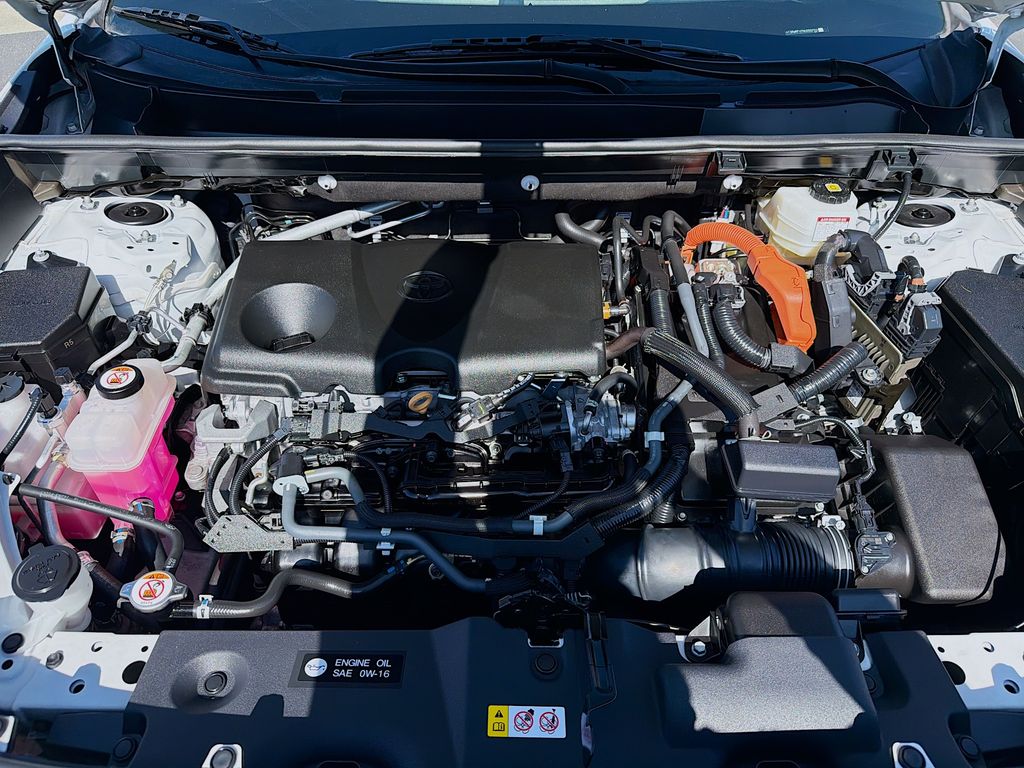 Thumbnail: 2022 Toyota RAV4 - 29