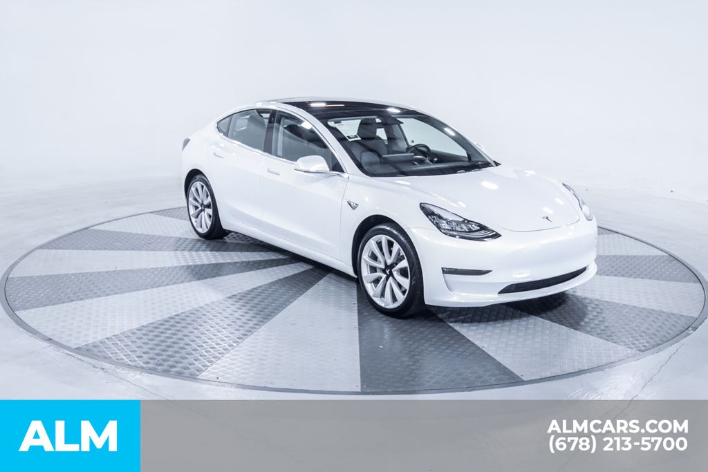 Used 2018  Tesla Long Range image 15