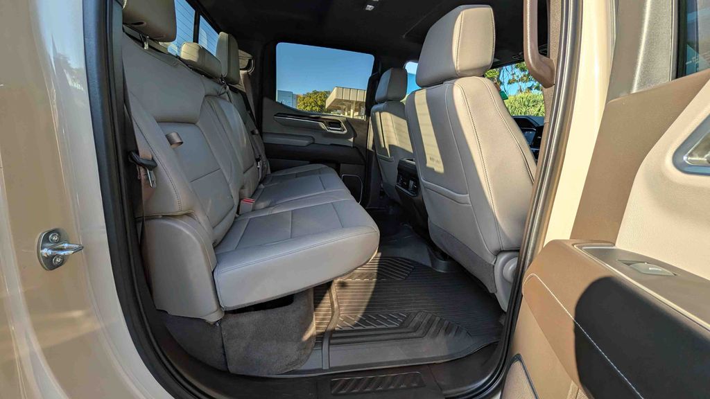 Used 2022 Chevrolet Silverado 1500 LT Trail Boss 4D Crew Cab