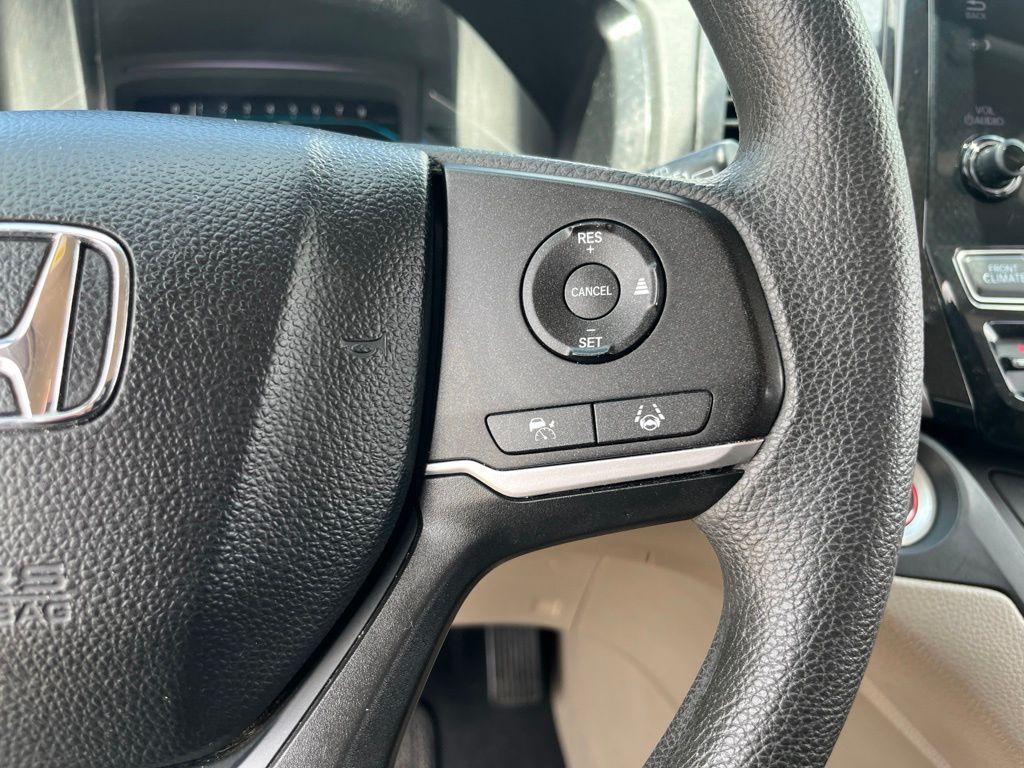 Thumbnail: 2021 Honda Odyssey - 21