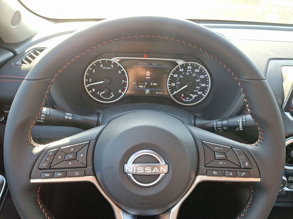 2025 Nissan Sentra SR 9
