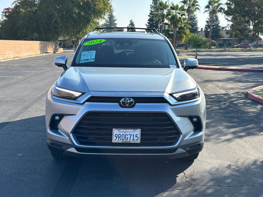 Thumbnail: 2024 Toyota Grand Highlander - 2