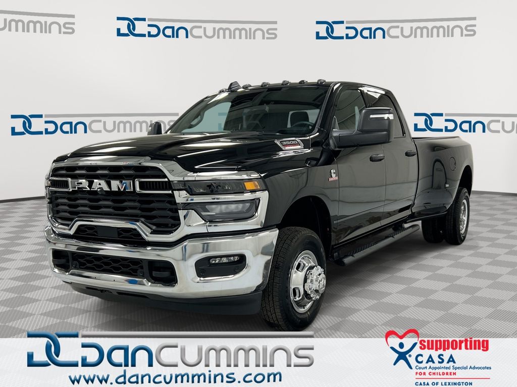 2026 RAM 3500 Tradesman Crew Cab LB DRW 4WD