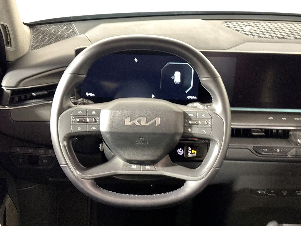 2024 Kia EV9 Land