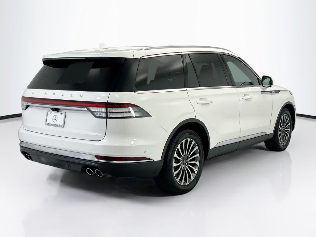 Thumbnail: 2023 Lincoln Aviator - 5