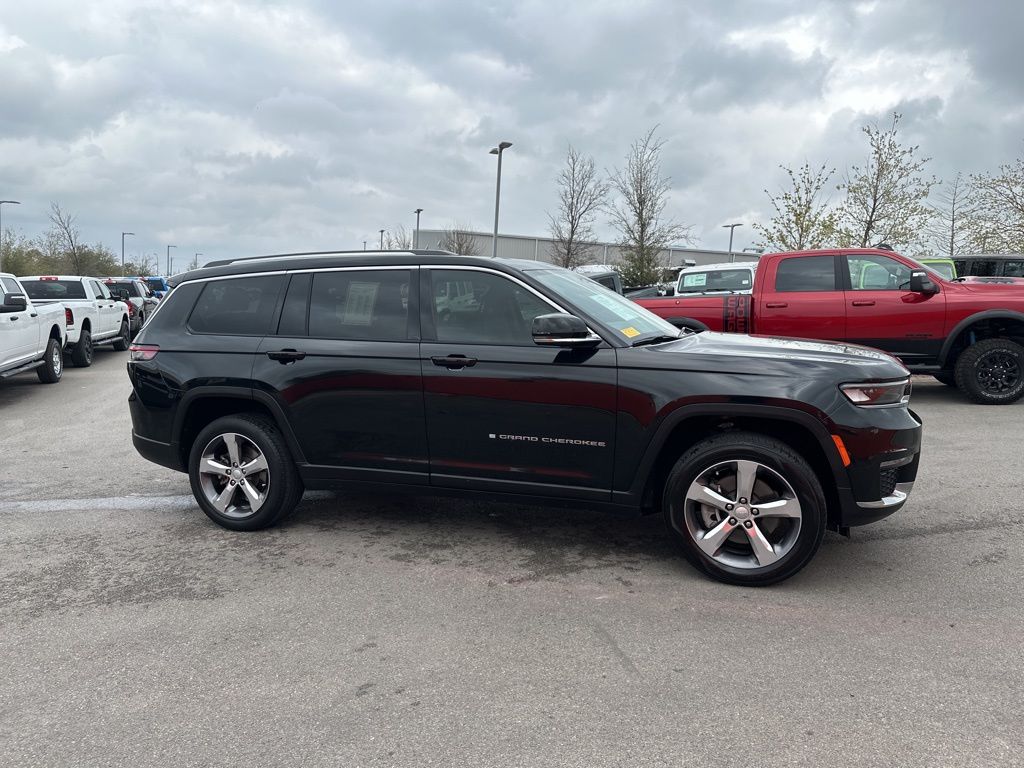Used Car 2021 Jeep Grand Cherokee L  Limited For Sale Under $30,000 In Austin, Texas