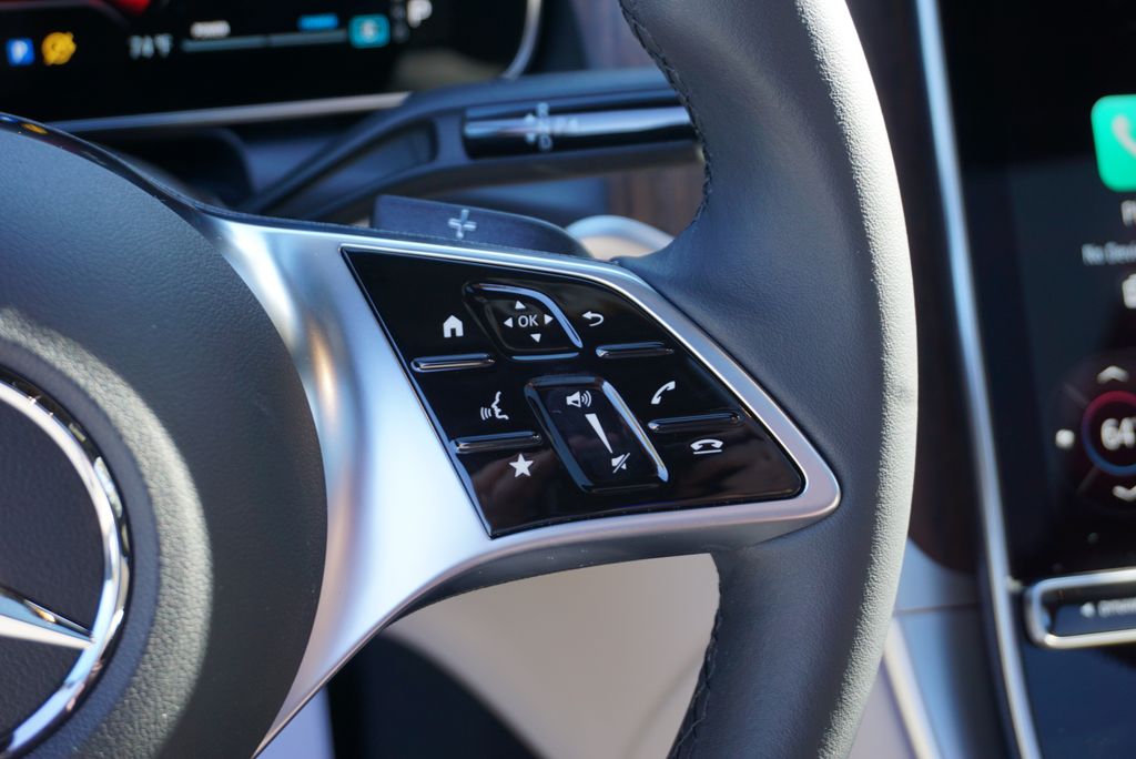 Thumbnail: 2026 Mercedes-Benz GLC - 28