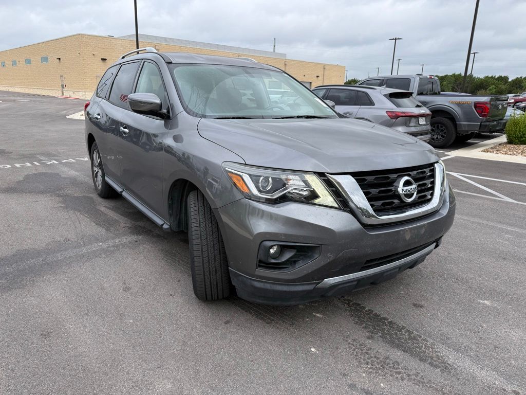 Thumbnail: 2019 Nissan Pathfinder - 3