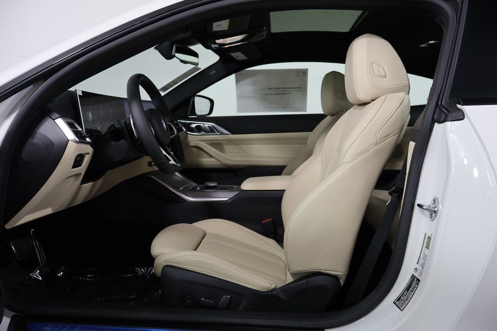 Thumbnail: 2026 BMW 4 Series - 5