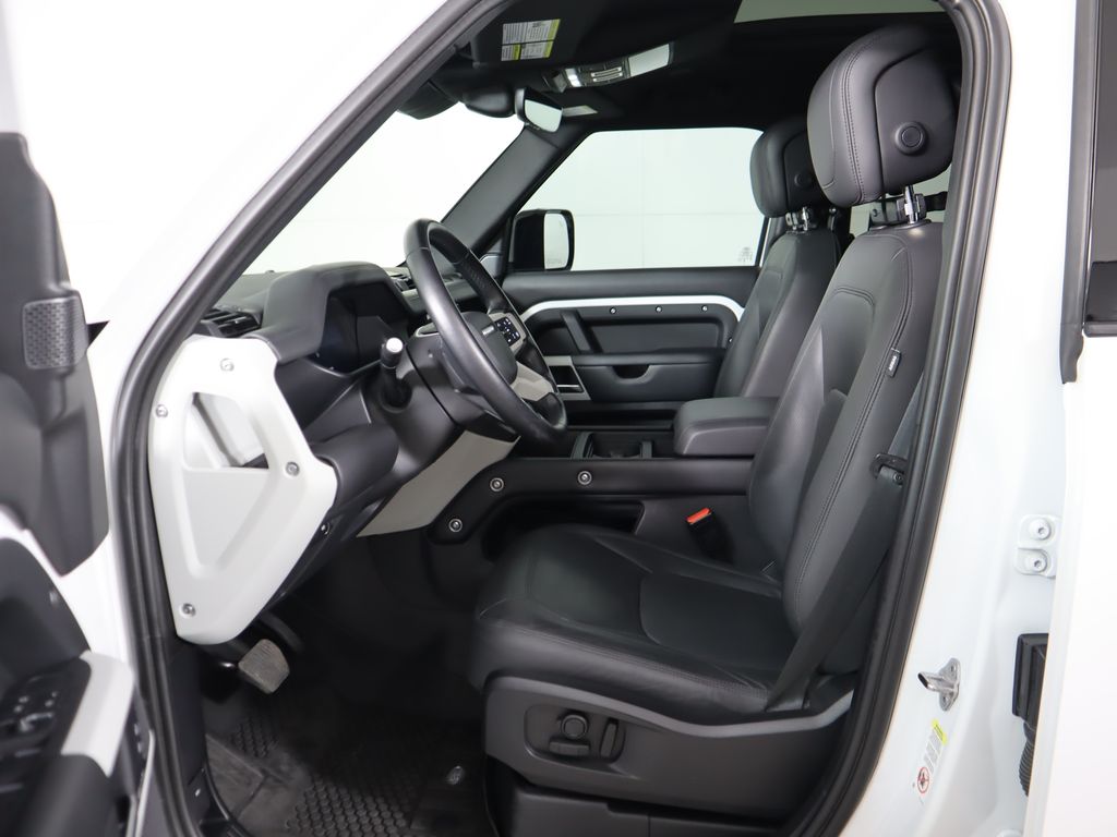 Thumbnail: 2024 Land Rover Defender - 20