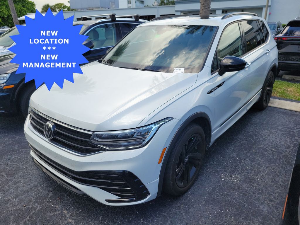 Opal White 2024 Volkswagen Tiguan SUV / Crossover Front-Wheel Drive 8-Speed Automatic