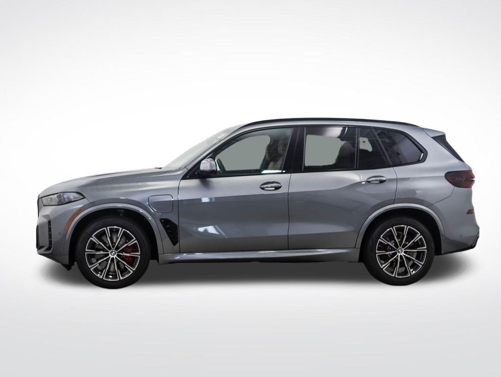 Thumbnail: 2026 BMW X5 - 2