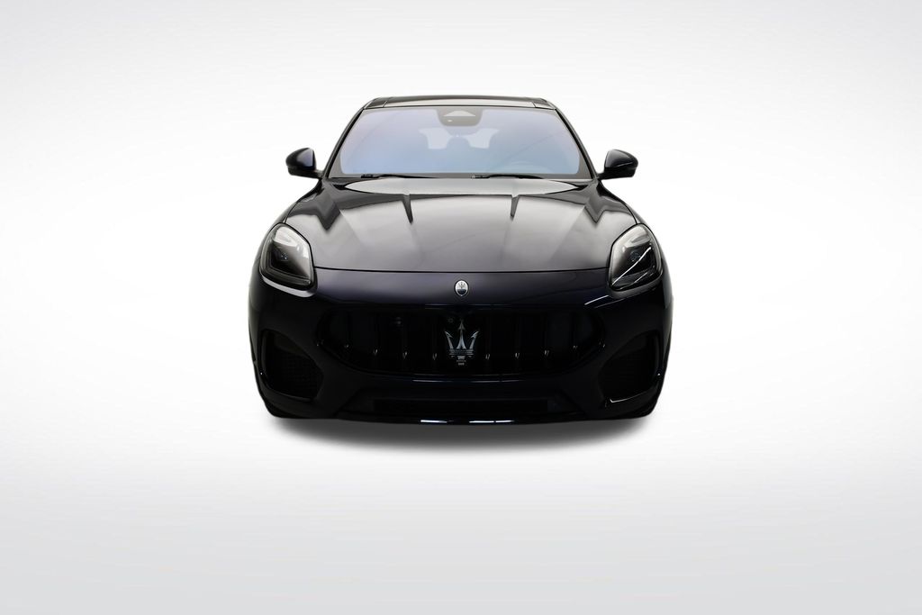 Thumbnail: 2023 Maserati Grecale - 11