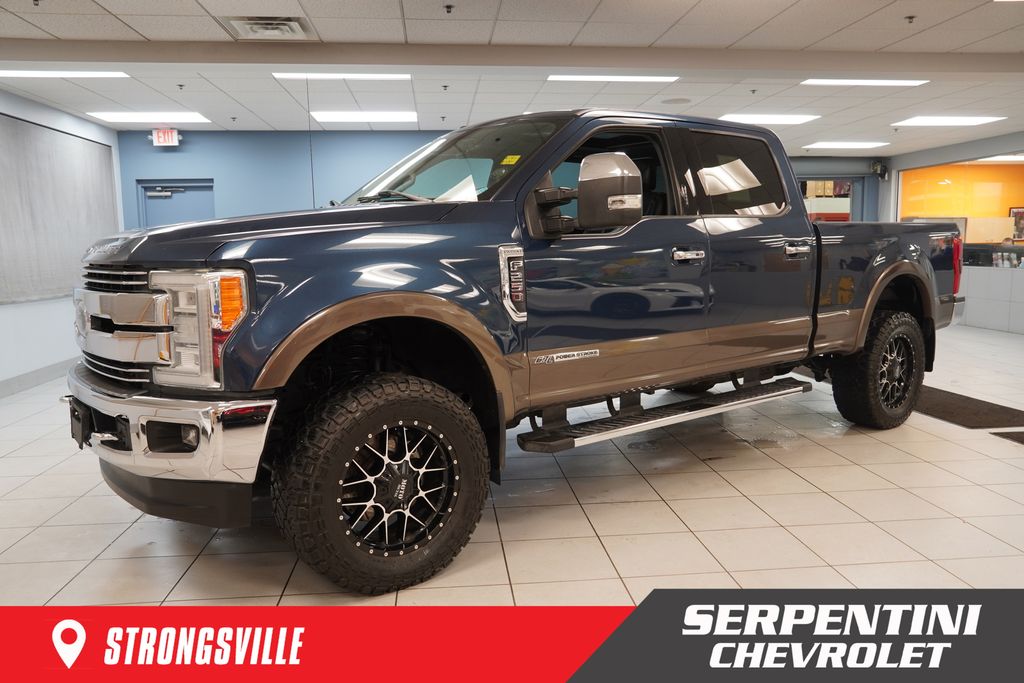2017 Ford F-250 Super Duty Lariat Crew Cab 4WD