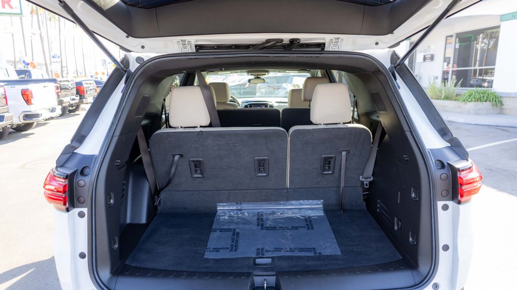 Used 2022 Chevrolet Traverse LS 4D Sport Utility