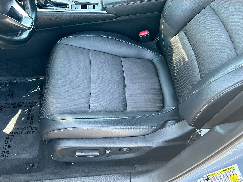 Thumbnail: 2021 Honda Accord - 18