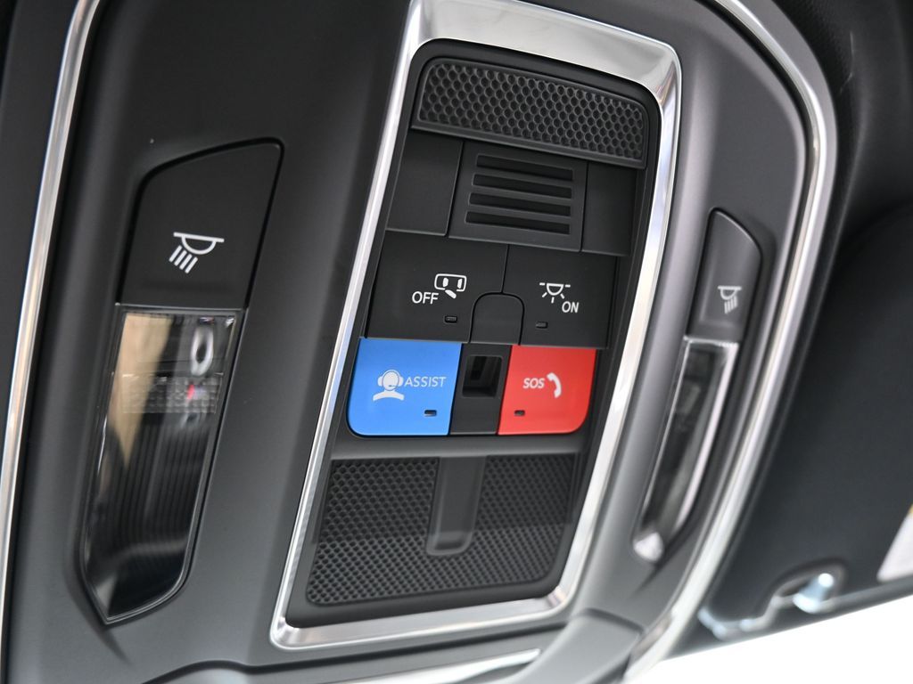 New 2026 silver zynith clearcoat Jeep Laredo image 25