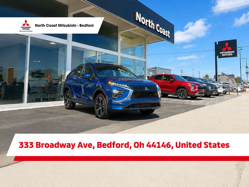 Used 2023 Silver Ford SEL image 14