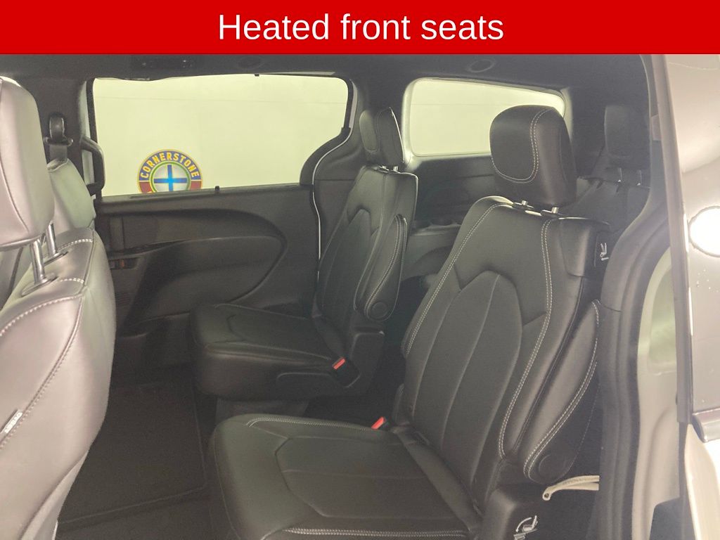 New 2026 White Chrysler Select image 16