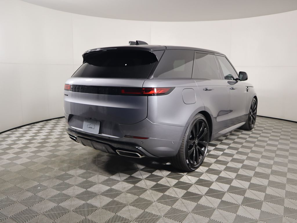 Thumbnail: 2025 Land Rover Range Rover Sport - 4