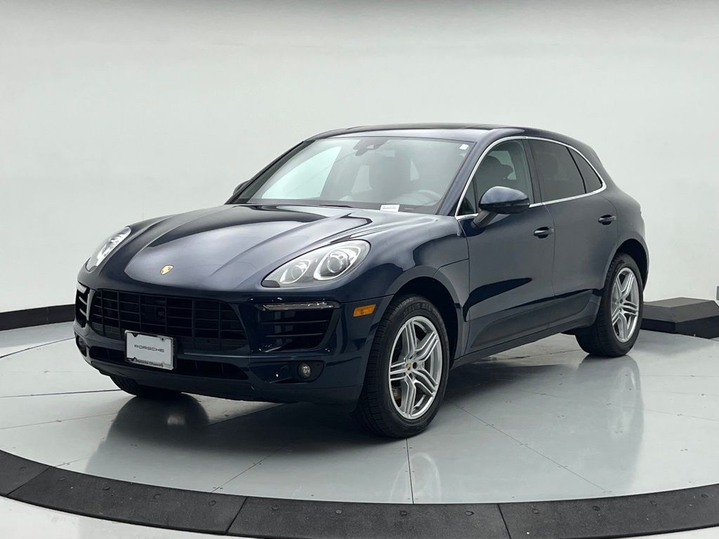 2015 Porsche Macan S -
                  Chantilly, VA