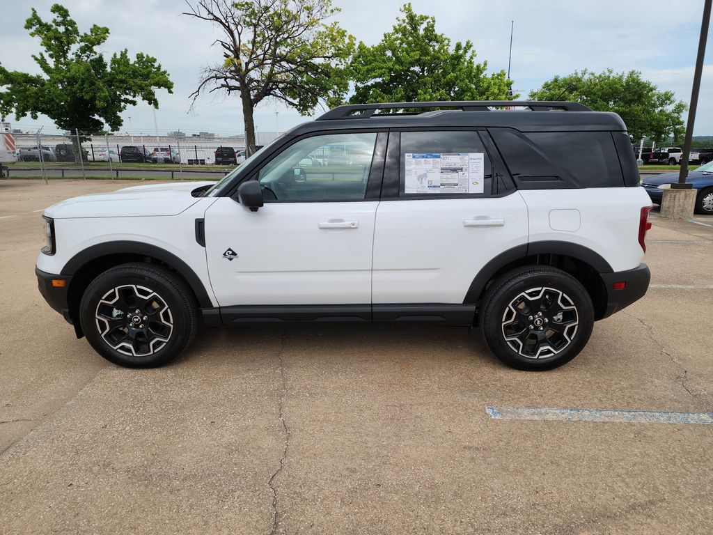2025 Ford Bronco Sport Outer Banks photo